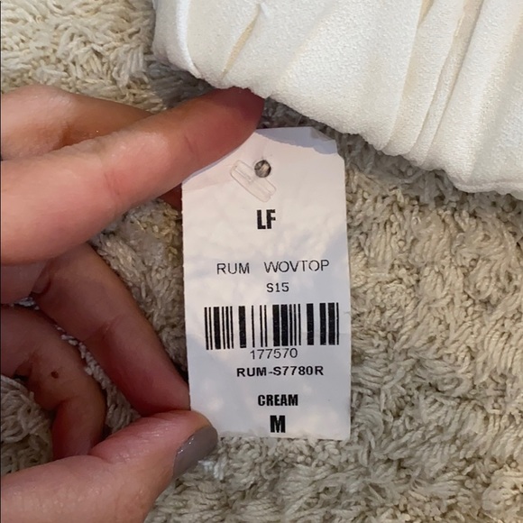 LF rum woven crop top - Picture 5 of 5